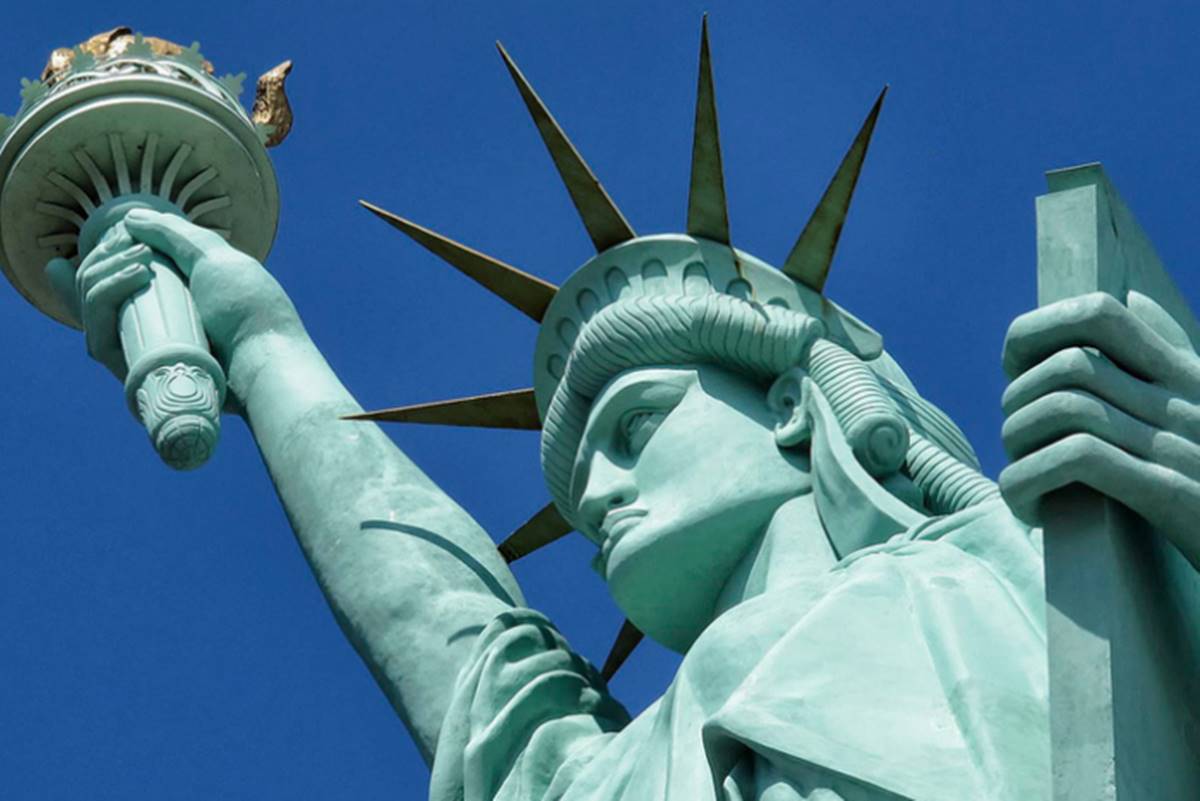 estatua-da-liberdade-na-loja-da-havan-em-barra-velha-santa-catarina.jpg
